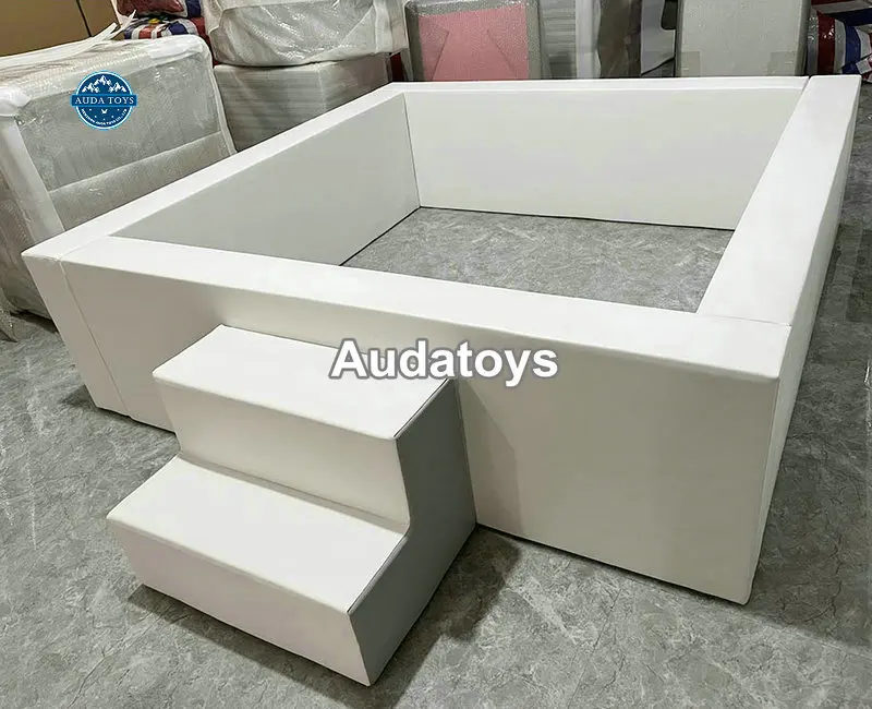 Customized Size And Color Indoor Soft Play White Slide Ball Pit For