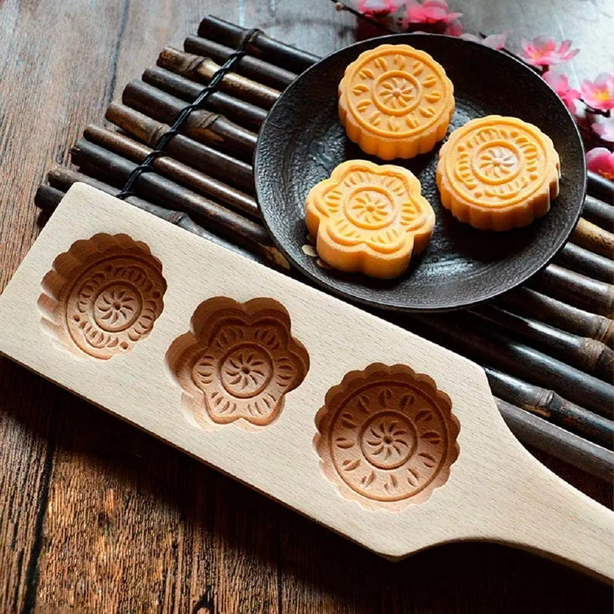 Hermoso patrón de flores DIY Molde de pastel de luna #06 molde de madera hecho a mano para pastel Molde de pastel de luna para muffin Mooncake Cookie Biscuit Chocolate Pumpkin Pie 