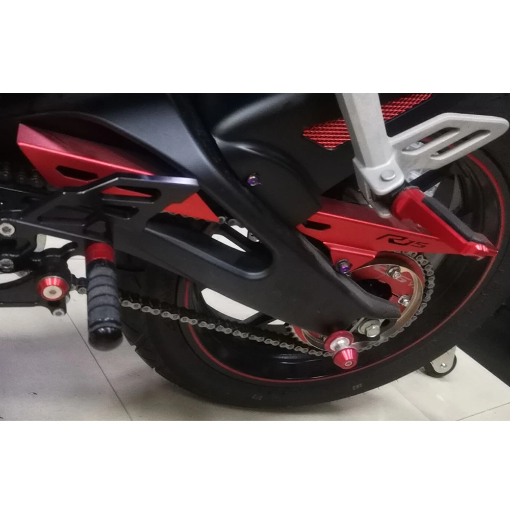 r15 chain cover