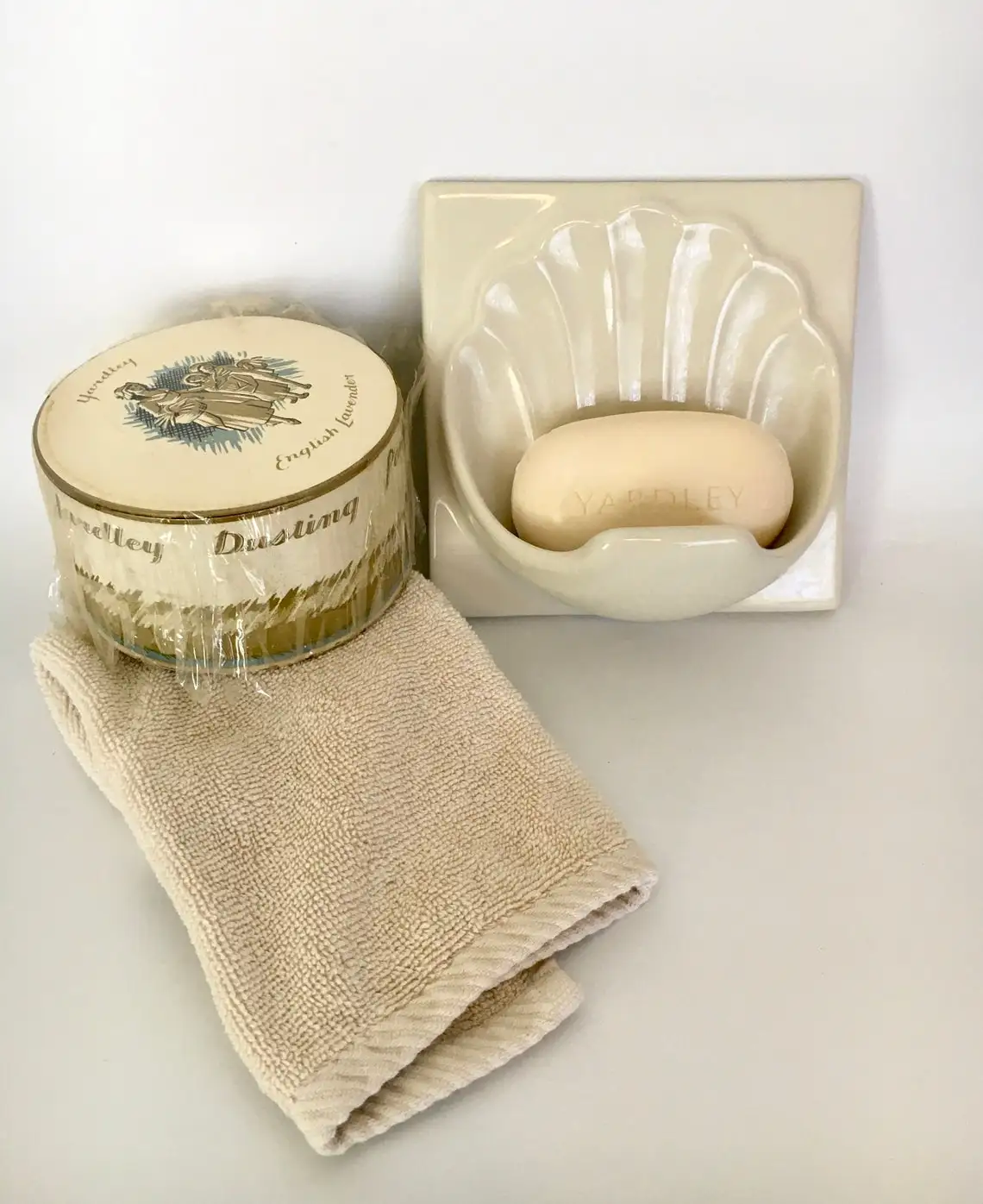 English Vintage Wall Mount Soap Dish