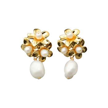 Light Luxury Fashion Natural Pearl Earrings Three Flowers 24K Gold Plated Brass Earrings For Wedding For Gift Fashion jewelry