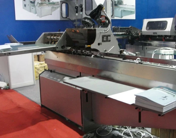 Automatic Double Head Wire Stapler Book Binding Machine Double Wire Stitcher Saddle Stitching Machine