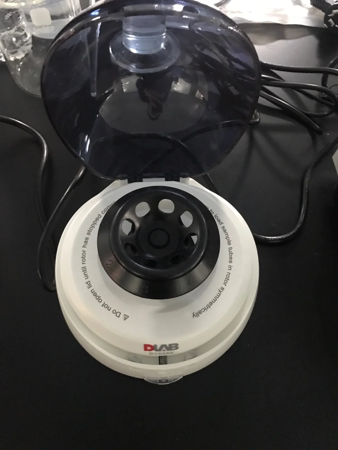 Лабораторная и Больничная мини Клиническая низкоскоростная центрифуга с регулировкой времени