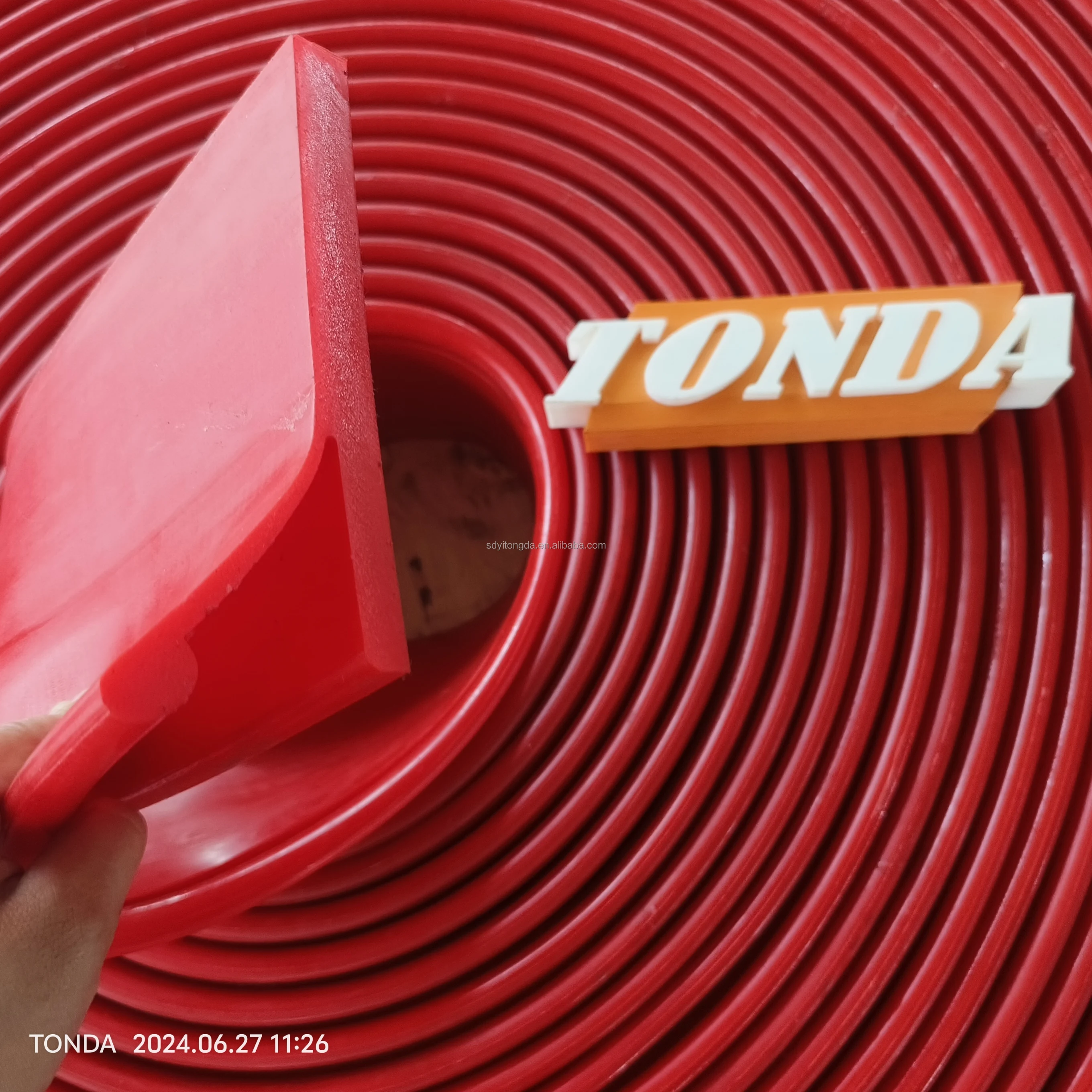 Y type conveyor belt dual seal polyurethane skirting dual seal polyurethane skirting board