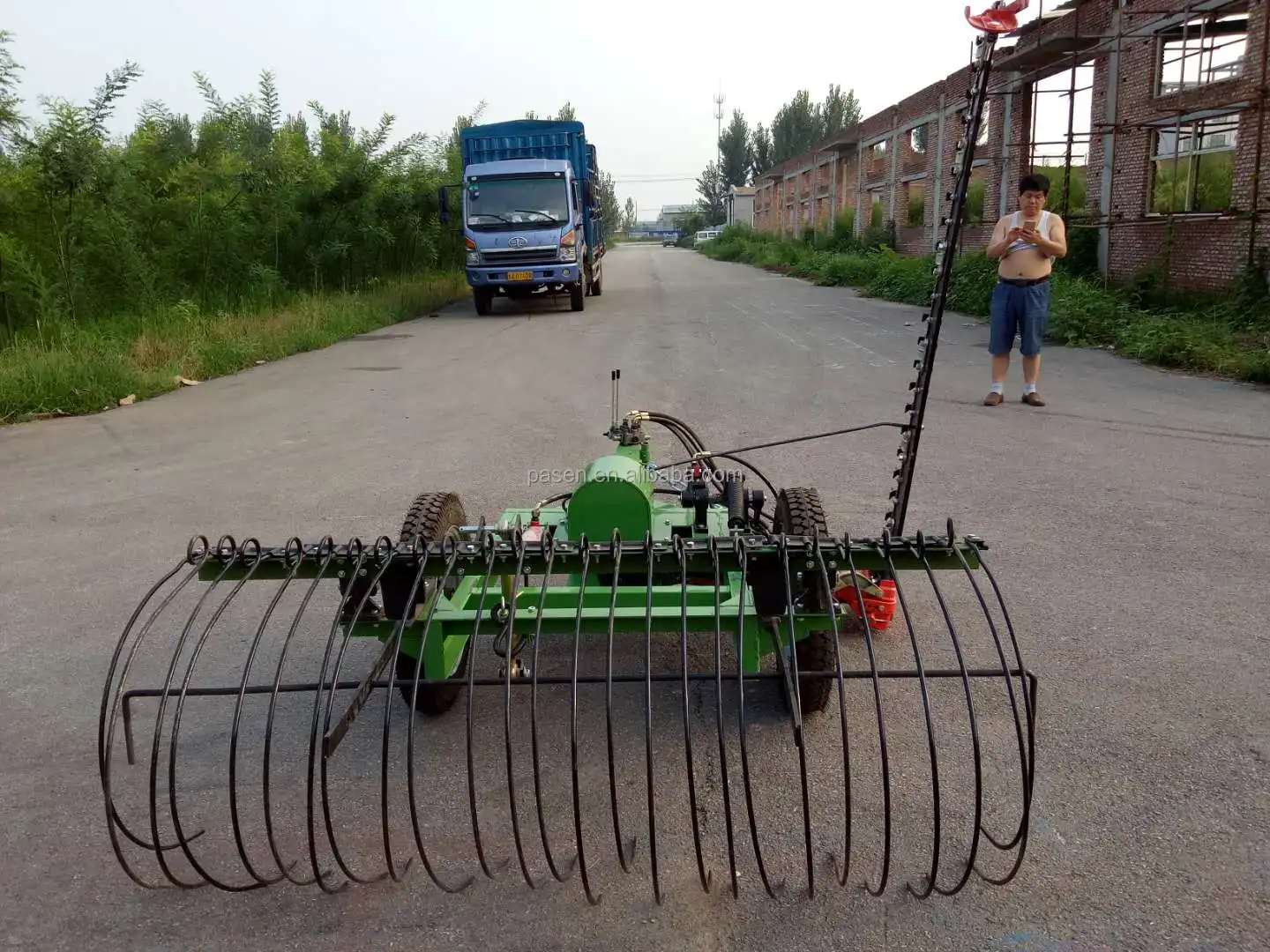Fast Speed hay Rake Machine Grass Mowing Raking Machine hay Raking Machine for Sale