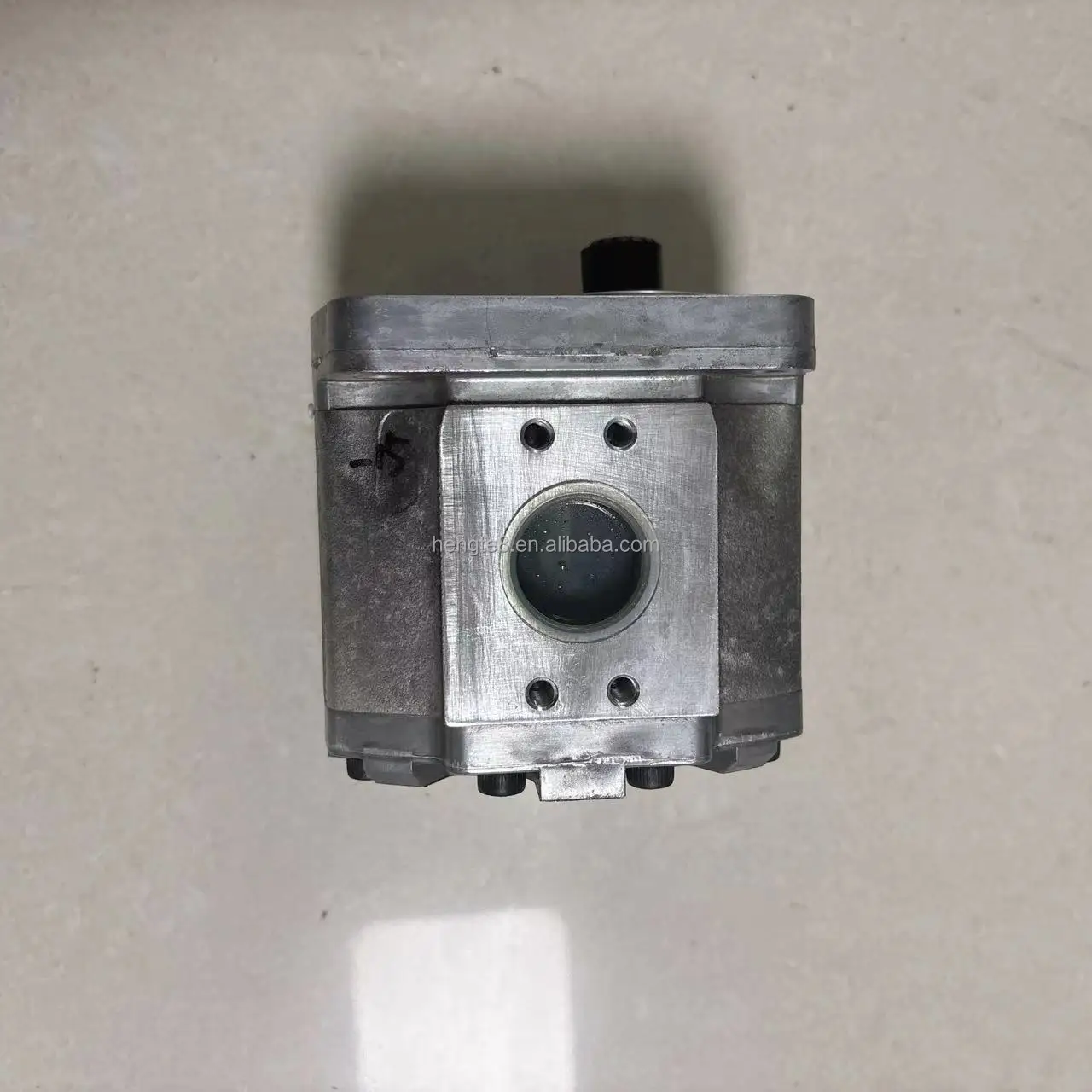 Bomba de Engranajes Nueva para Excavadora HITACHI ZX300