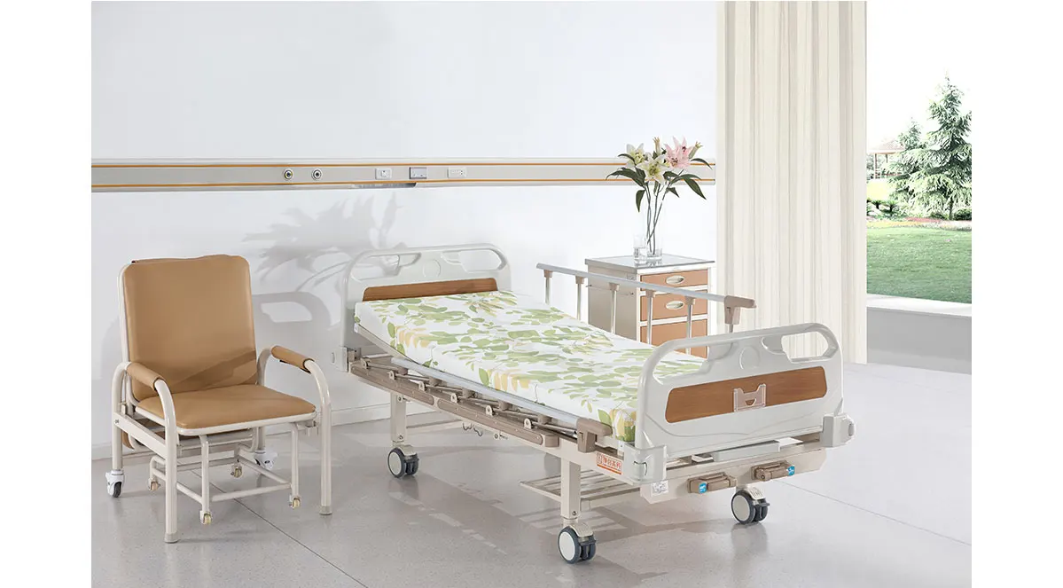 Camas ajustáveis pacientes médicas do hospital das manivelas do manual três do ISO/CE para a casa com rodízios 2
