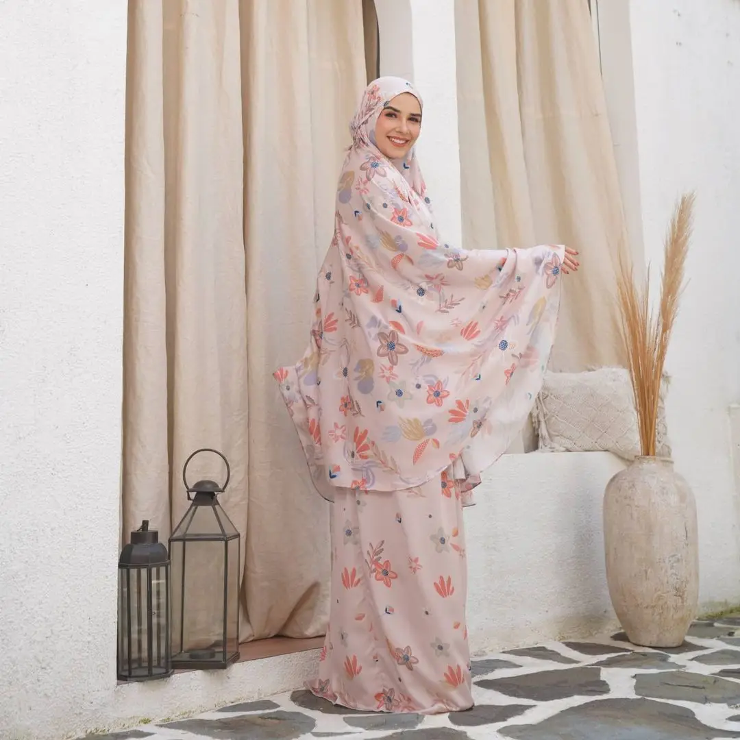 2024 Customized Printed Prayerset Muslim Telekung Prayer Satin Silk  Hijab Exclusive Prayer Garment Jilbab Clothes