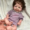 niño pintado#1 con cabello castaño