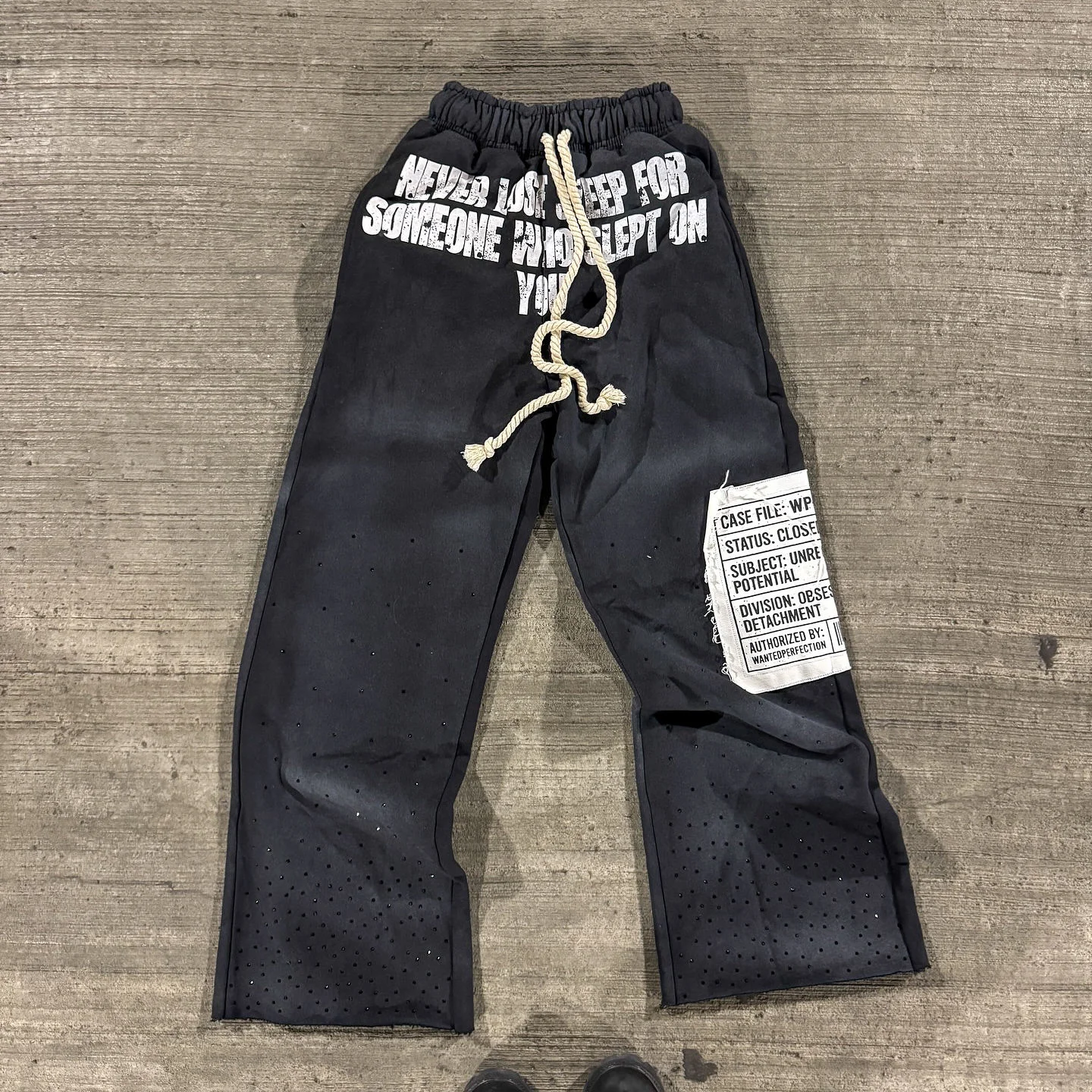 US Free Tax Men's Custom Rhinestone Applique Embroidered Sun Faded Wide Leg Screen Printed Sweatpants Zip up Hoodie Sets gallery 4