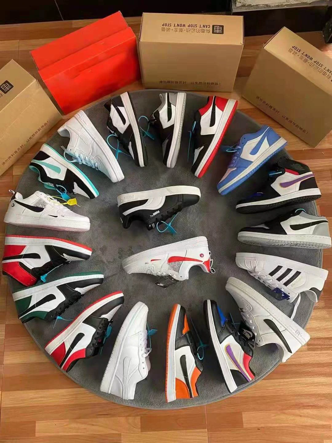 Cheap Wholesale Shoes Sports Style Stock Mixed Type Men's Shoes Running