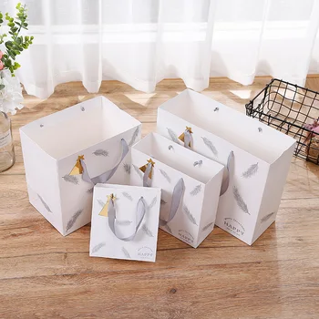 Recyclable Biodegradable Custom Shopping Paper Bag Packaging Luxury Gift Paper Bags with Your Own Logo for Small Business