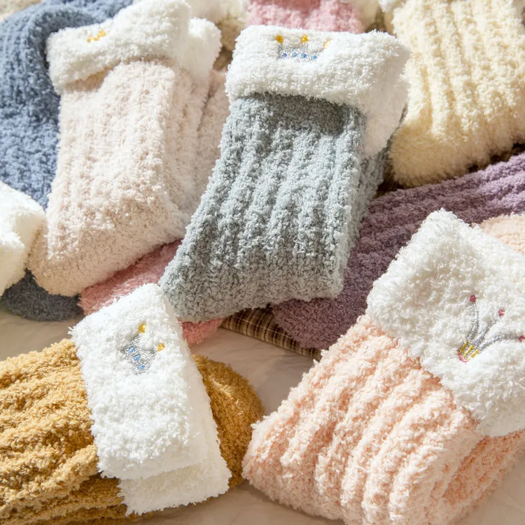 Factory Direct Micro Fleece Crown Embroidery Colorful Patterned Fuzzy Fluffy Winter Socks Soft Warm Lady Winter Socks