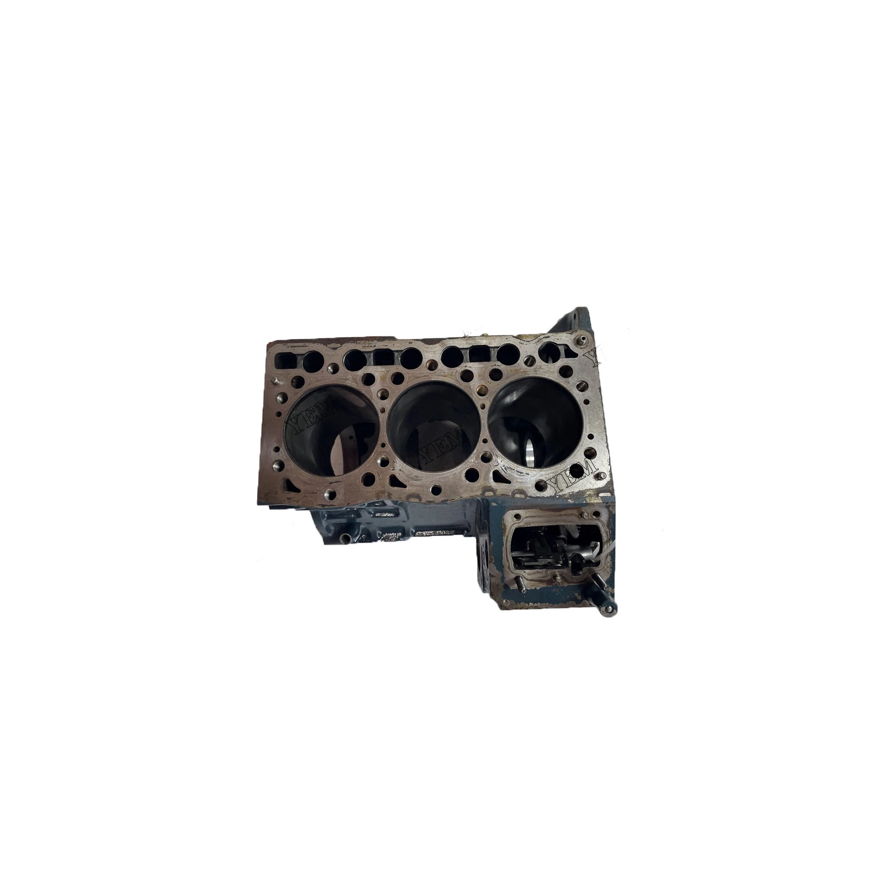 D1105T Used Cylinder Block for Kubota Excavator Engine Replaces Heavy Duty Engine Parts
