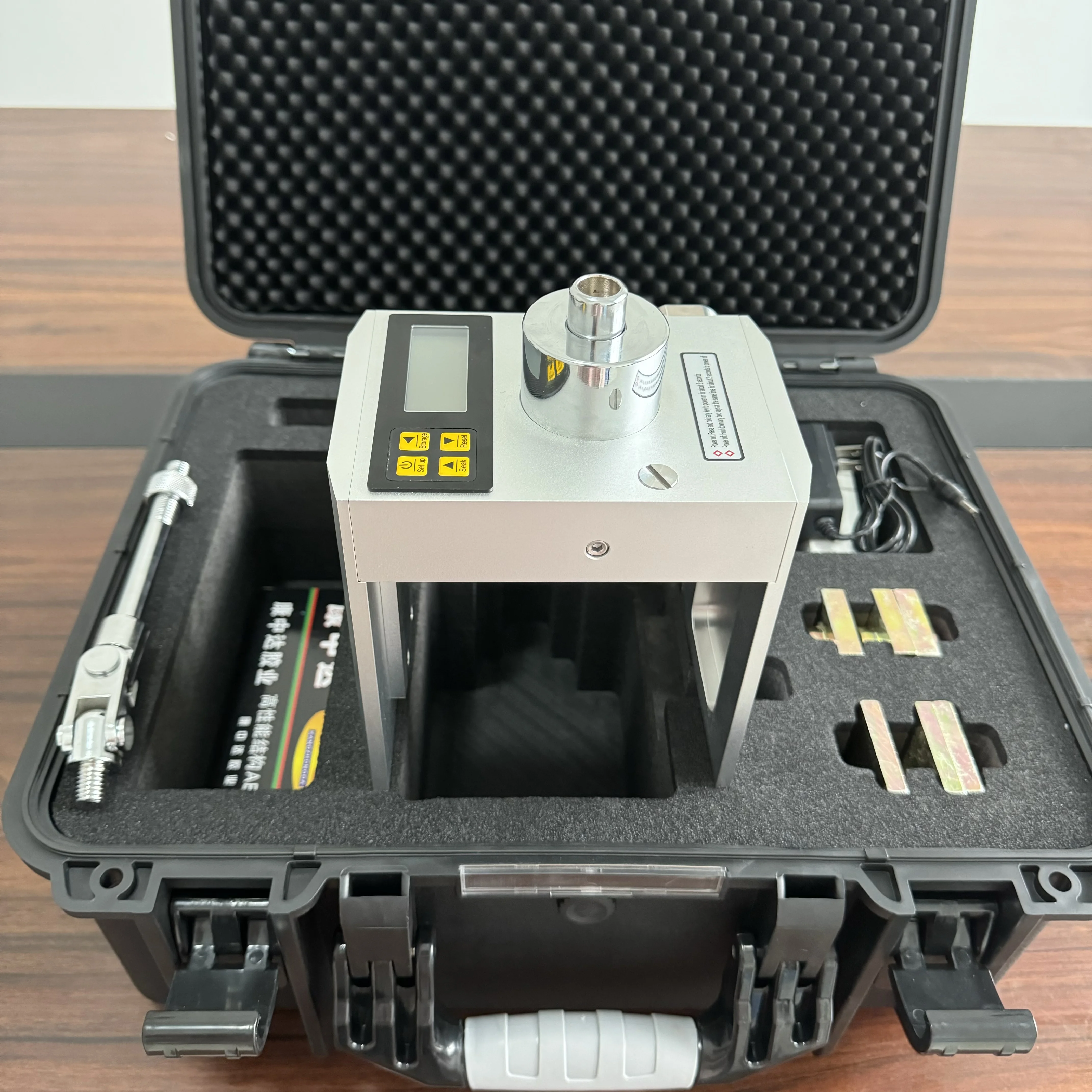 Portable Digital Coating Pull Off Adhesion Tester