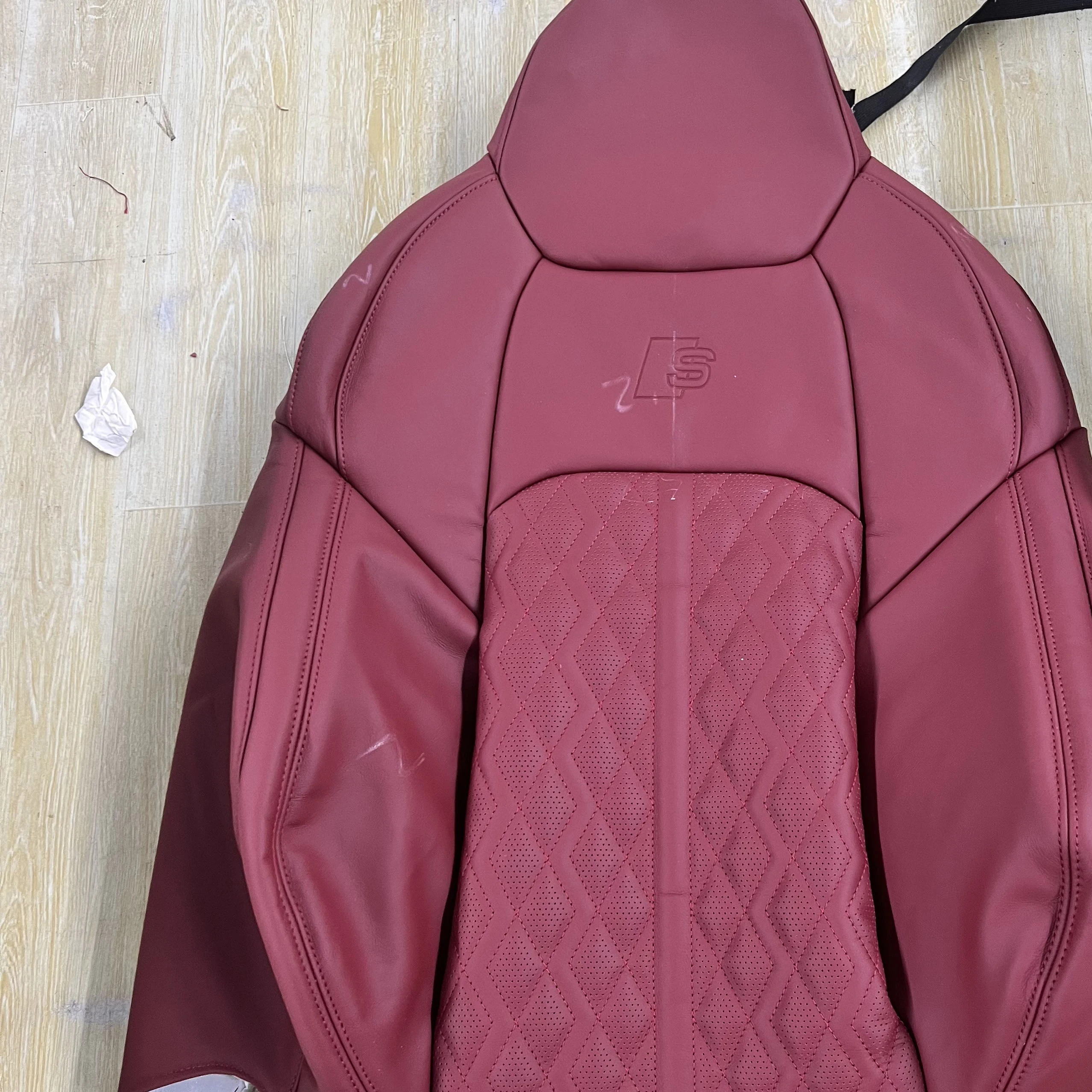 Китайская Роскошная Подушка на автомобильное сиденье заказ чехол для кожаной средней части оригинальный подходит Audi S7 A4 A6 A3 Q5