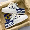 Beige Bleu