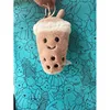 Ciondolo a forma di tazza di tè al latte