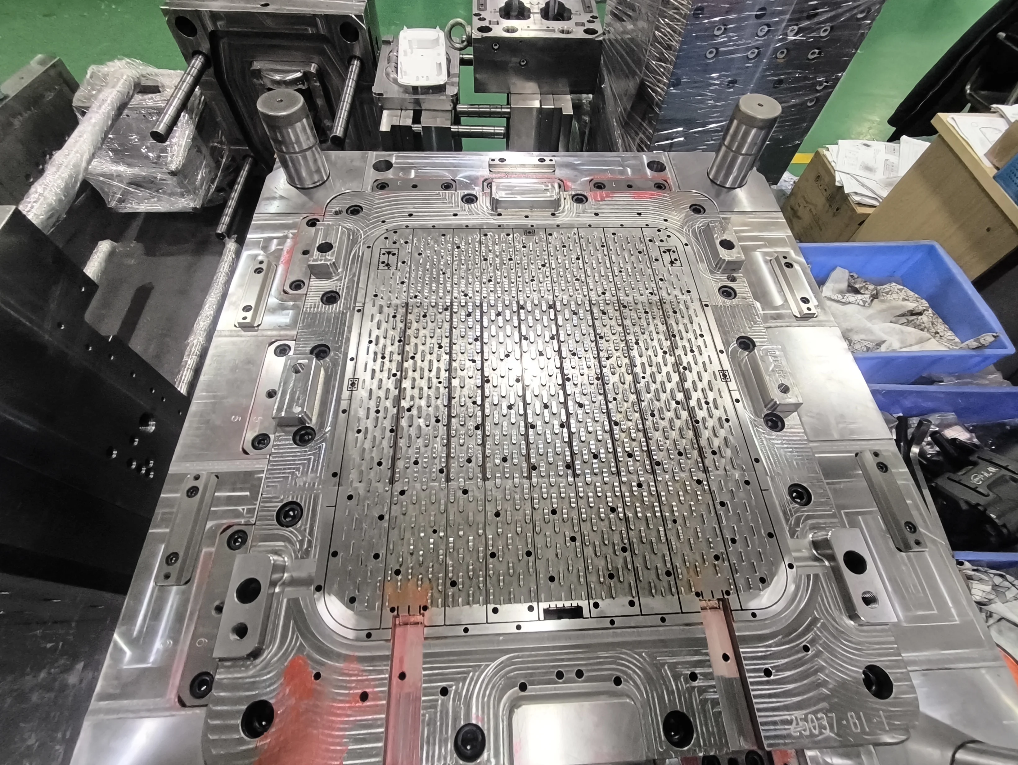 Custom ABS PVC PP PC Plastic Mold for Household Air Purifiers