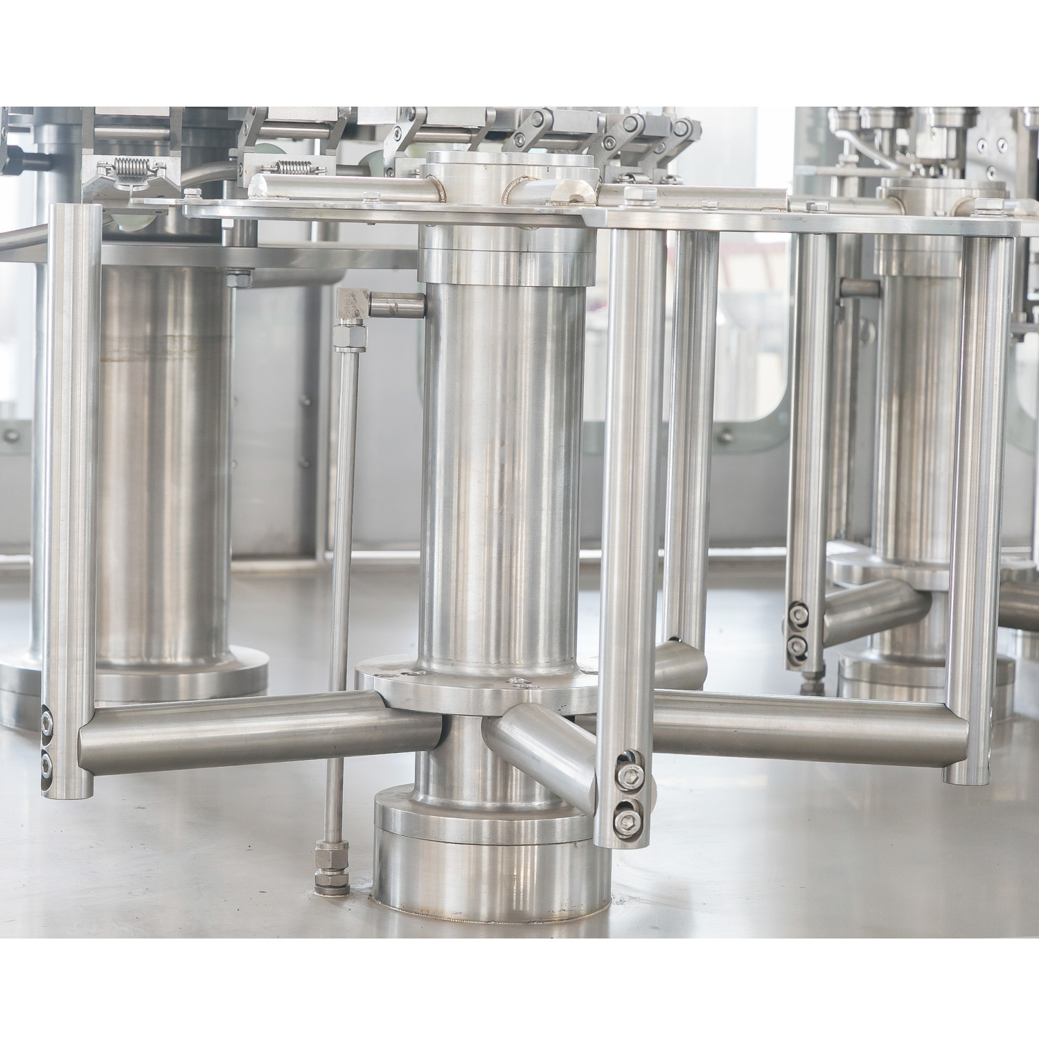 Yufeng China Factory 3000LPH Carbonated beverage mixing machine with 3 tanks