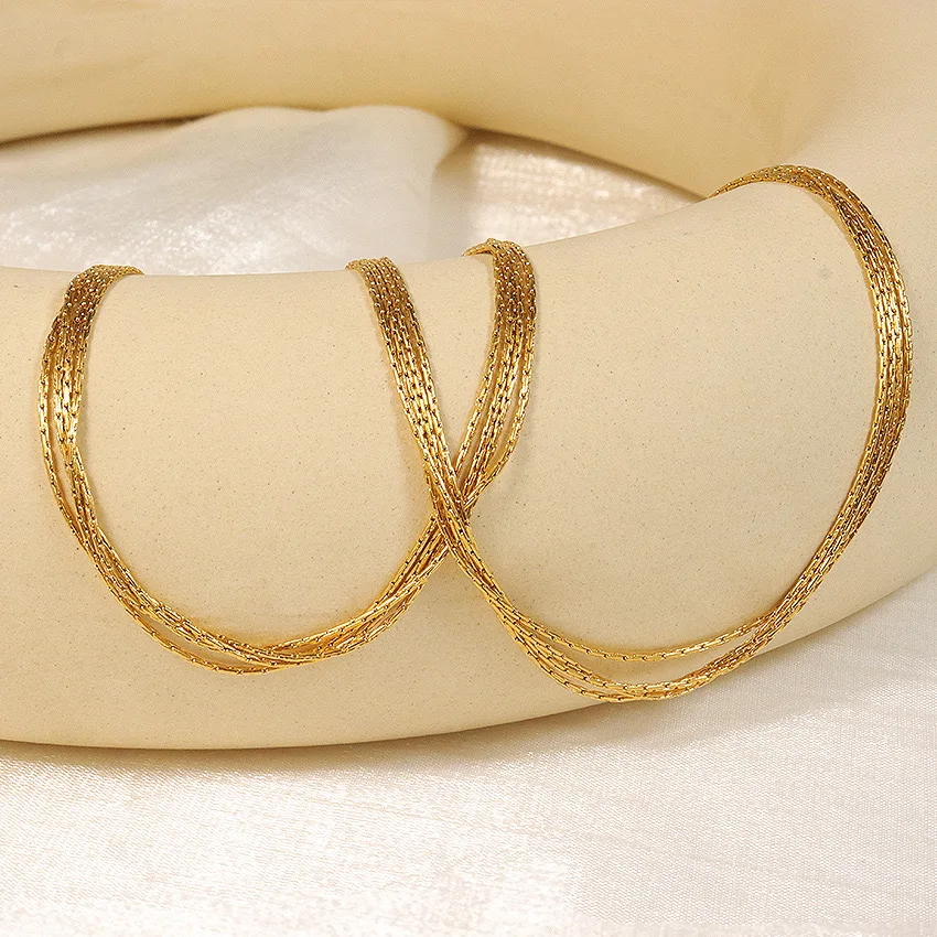 COOLSTEELANDBEYOND - Collana Lunga Cascata Oro, Multistrato Con Ciondoli A Sfera, Gioiello Statement