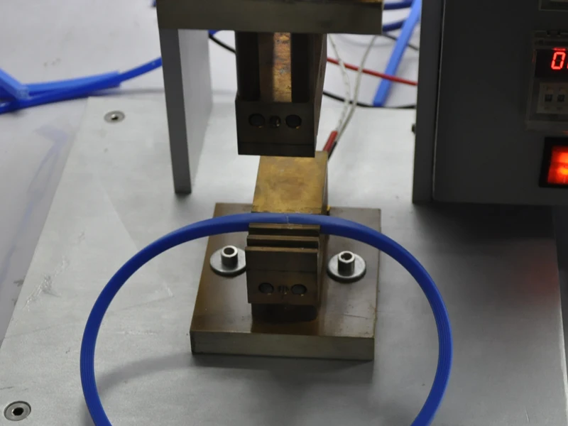 Silicone Bonding Machine for bonding silicone tube 9