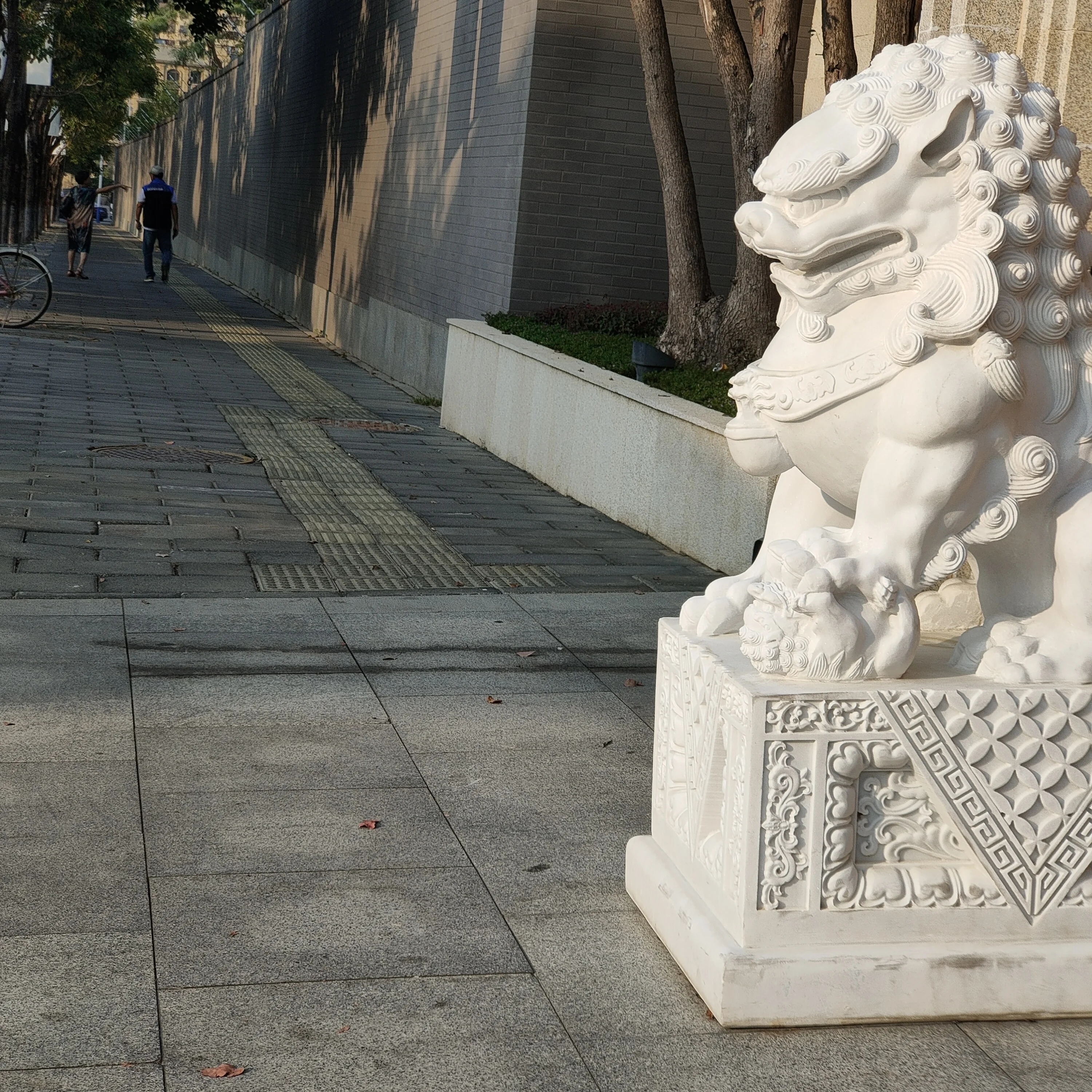 特大パティオ白大理石手彫り中国石2フー犬等身大像| Alibaba.com
