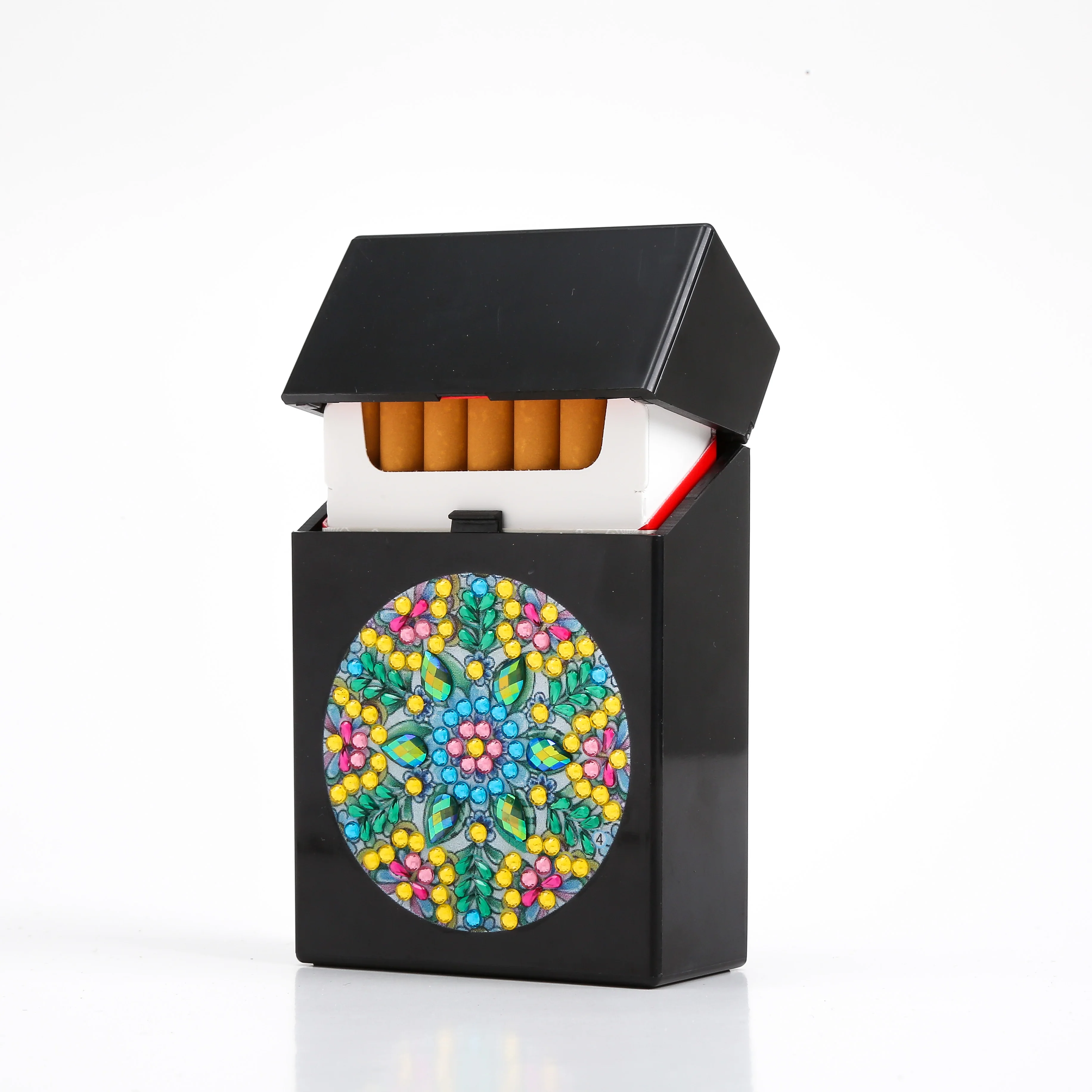cowboy cigarettes brand The Marlboro Man Phenomenon: How a Cowboy Redefined Cigarette Marketing in  the 1950s – Brandvertising