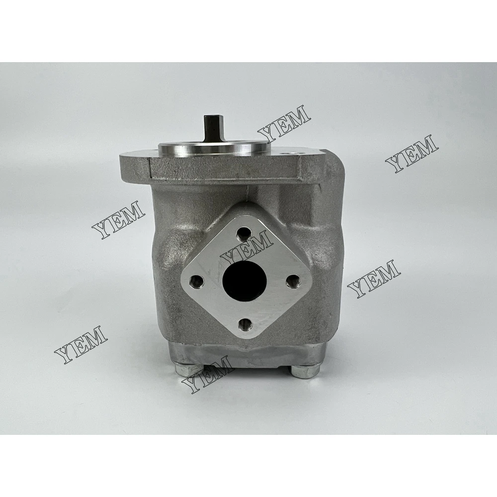 D1402 Hydraulic Pump 38180-76100 for Kubota Fast Delivery Engine Parts 2