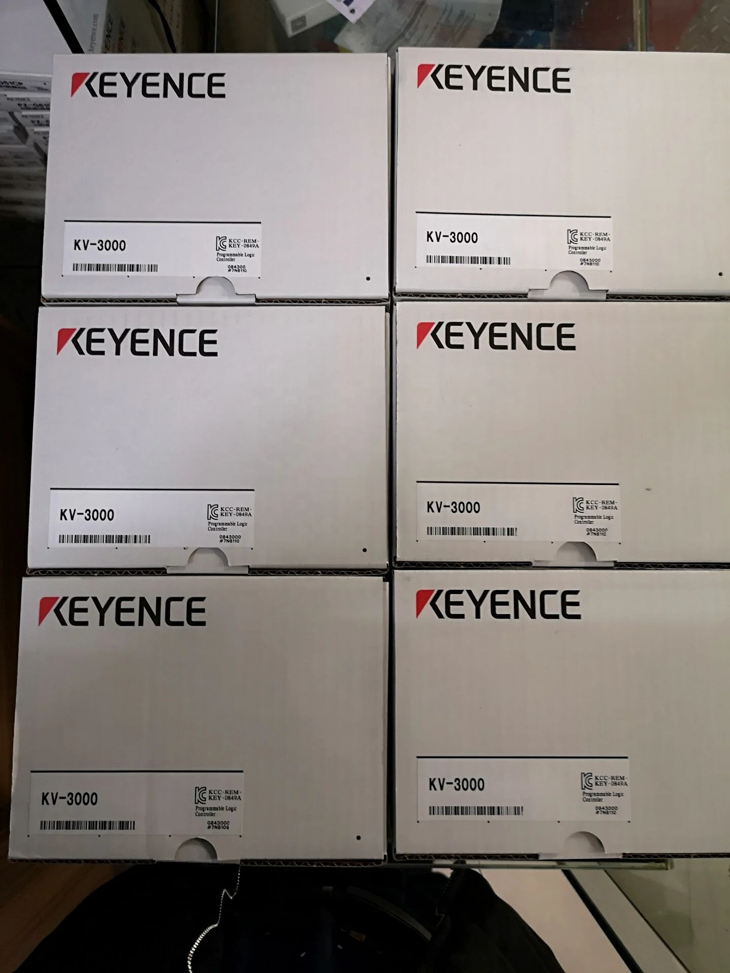 Source KEYENCE KV-3000 PLCプログラマブルコントローラー新しい