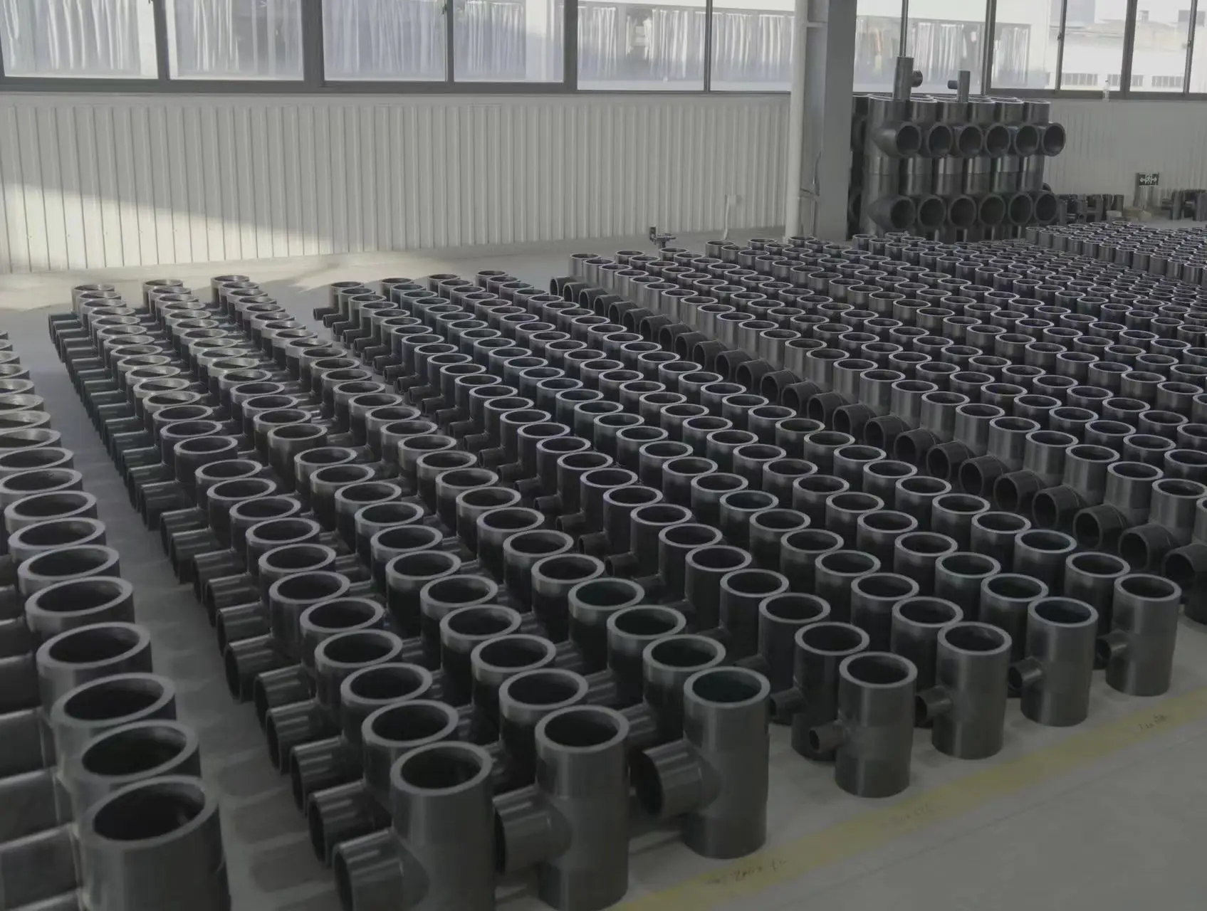 PE100 HDPE SDR11 PN16 Butt Fusion Fittings Water Pipe Connections HDPE Flange High-Density Polyethylene Pipe Fittings