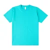 มีสีเขียวขุ่น