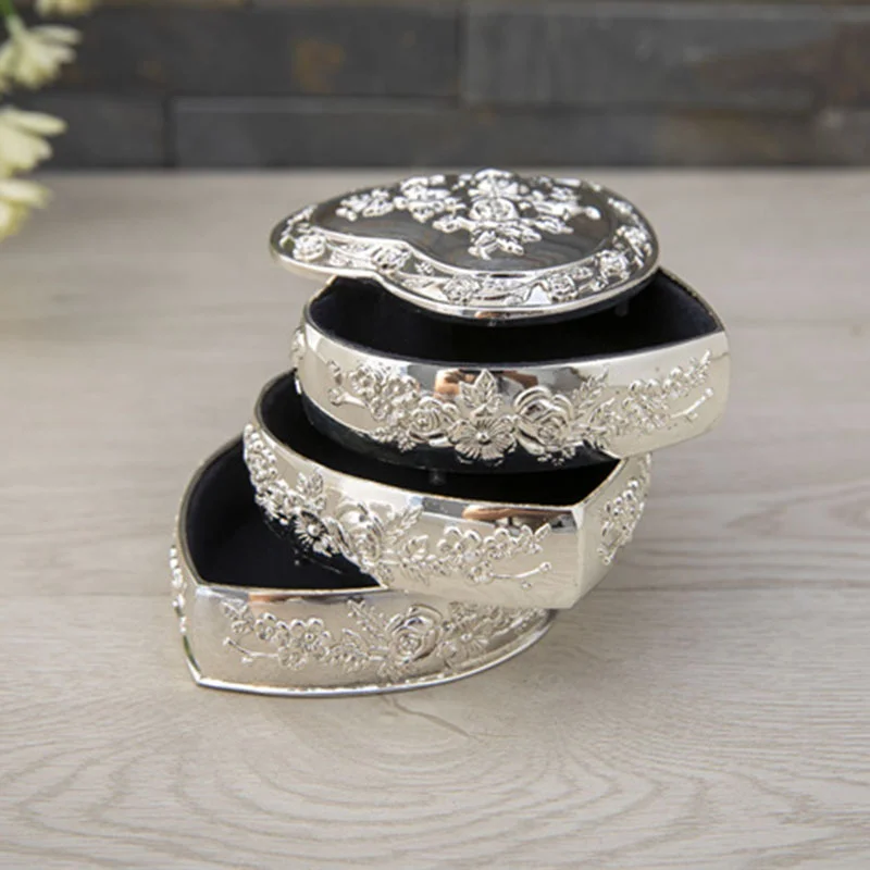 Metal Process European Vintage Multi-Layer Rotating Storage Rose Ring Box  Jewelry Gift Box Heart Shaped Velvet Ring Box