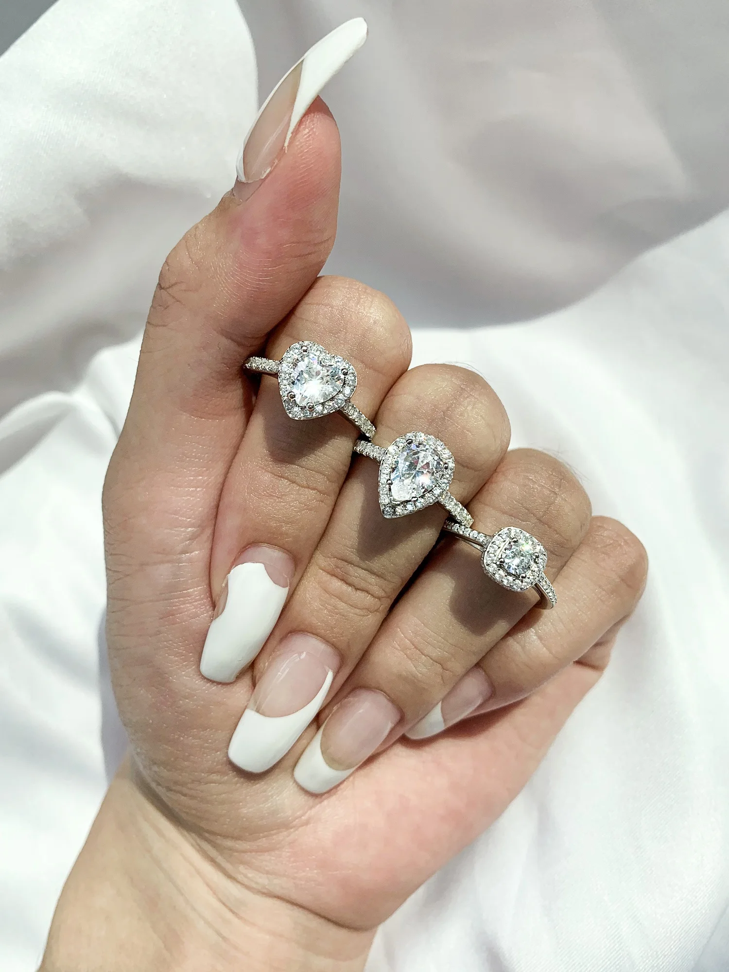 KnSam - Anello da Donna a Forma di Corona con Opale e zirconi, in