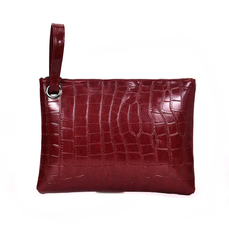 trending clutches