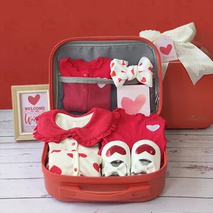Baby Item Red Heart Christmas Gift Set Full Moon Box Newborn Baby Gift Set 100% Cotton Fashion Breathable 9pcs Autumn