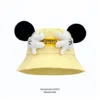 Jaune clair