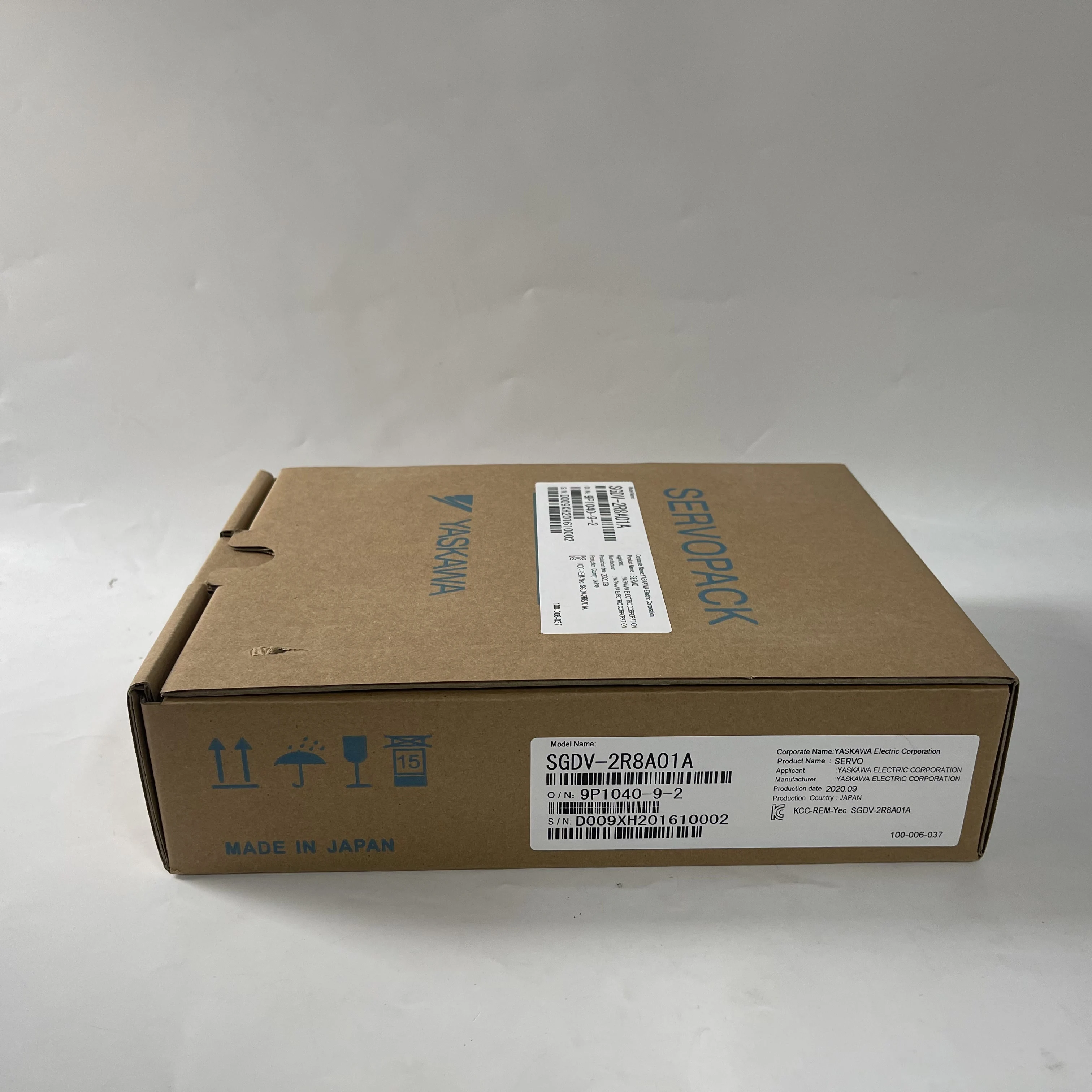 YASKAWA Servopack Servo Drive SGDV-2R8A01A YASKAWA Servopack Servo Drive SGDV-2R8A01A