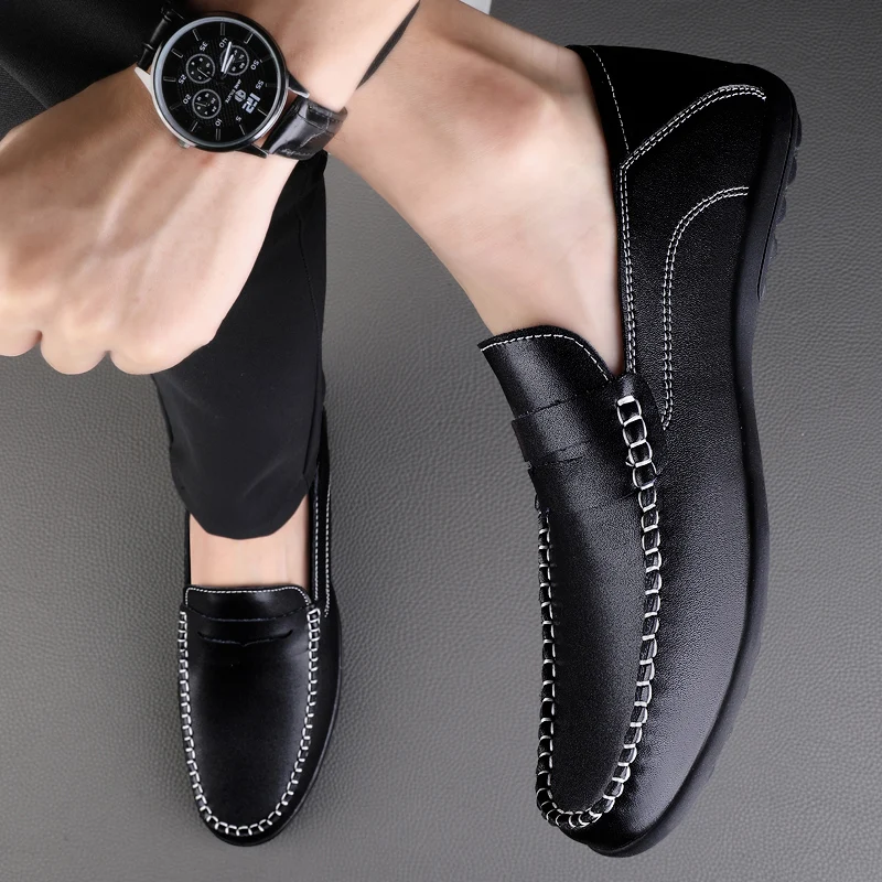 2023 new Men Slip-on Moccasin Driving Shoes casual black shoe Classic handmade top quality Italian leather driving shoes men