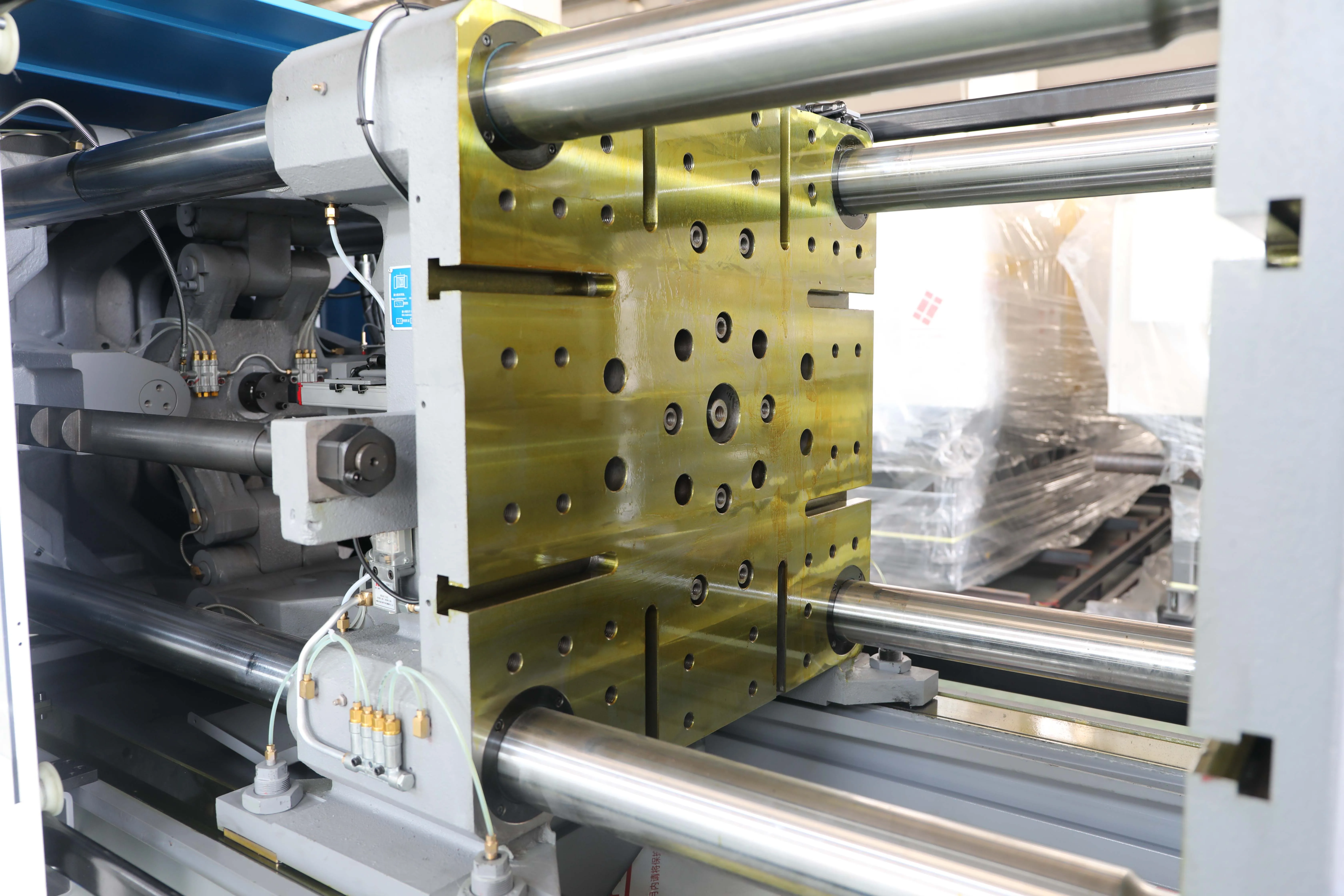 DAPAI Plastic Socket Plug Injection Molding Machine Plastic Making Machine