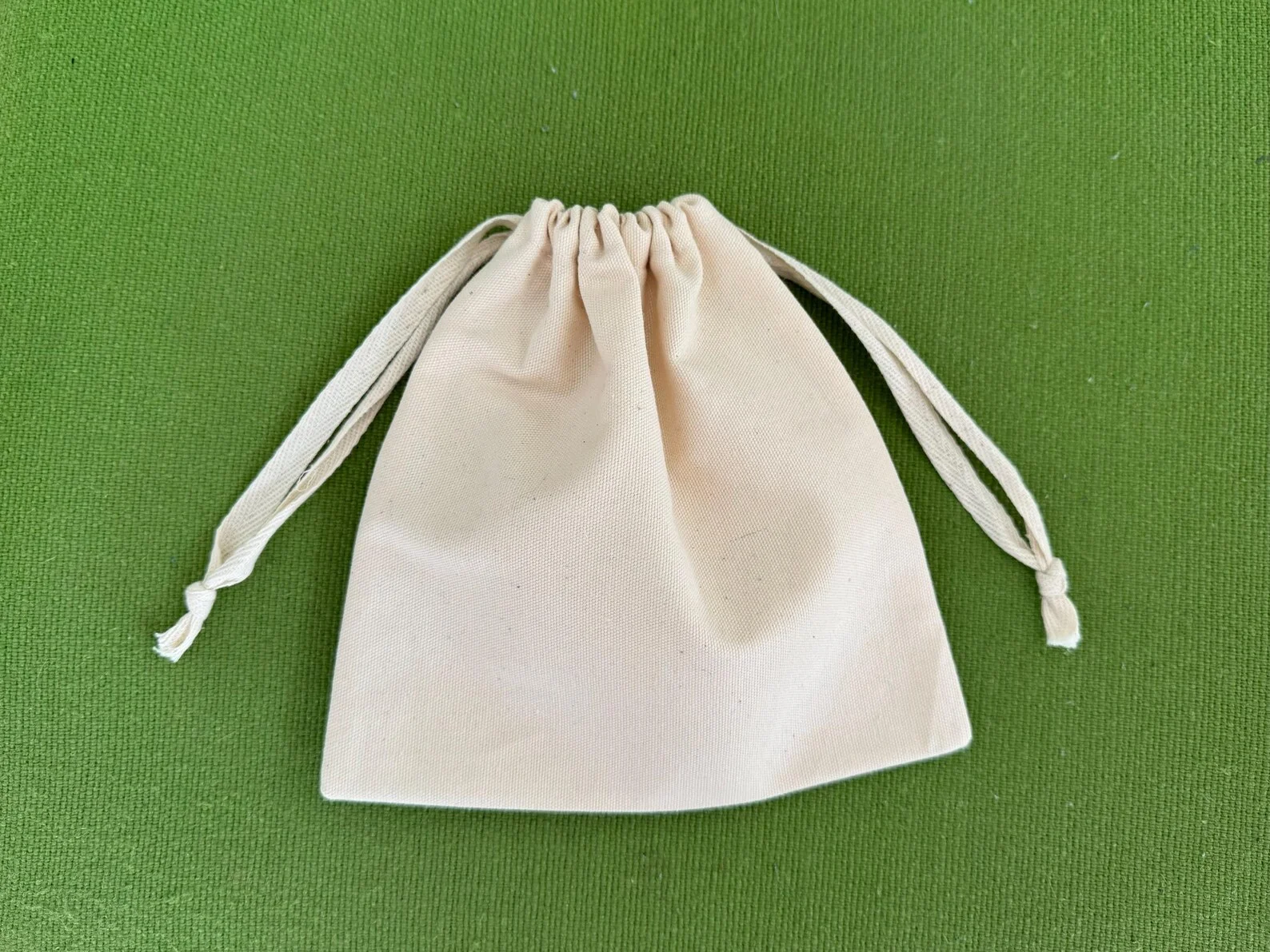 Wholesale Biodegradable Jute Bag Custom Print Linen Bags Cotton Linen Jewelry Gift Sack Soap Packaging Drawstring Jute Pouch