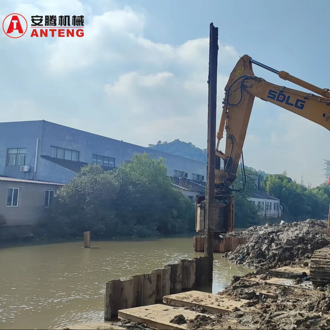 เครื่องตอกเสาเขย่าความถี่สูงแบบจับด้านข้างสำหรับใช้งานในพื้นที่ต่างๆ