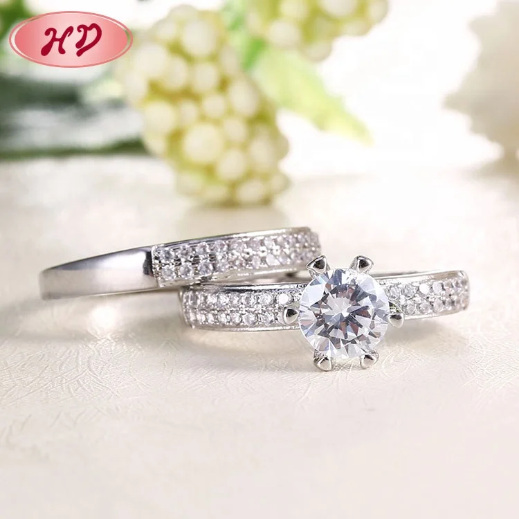 Beautiful Jewelry Single Stone Simple Design Couples Finger Ring for Wedding