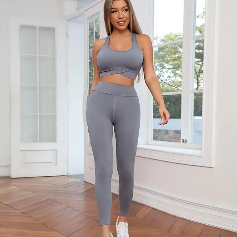 Set di Fitness da palestra per donna di moda Set di vestiti da Yoga per  sollevamento di culo senza cuciture Set di abbigliamento sportivo da donna  Set