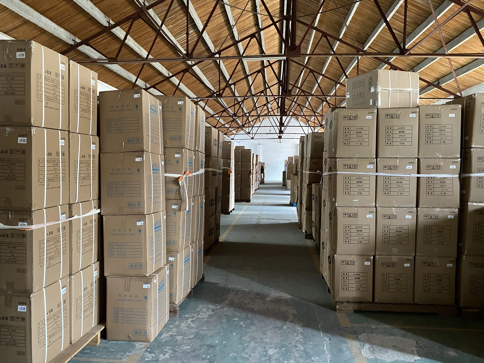 Best Quality Four Seasons Custom Hiking Shoes Leisure Sneaker Shoes