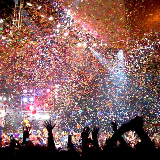 電気紙吹雪機9チューブ紙吹雪ブラスター紙吹雪キャノンマシン結婚