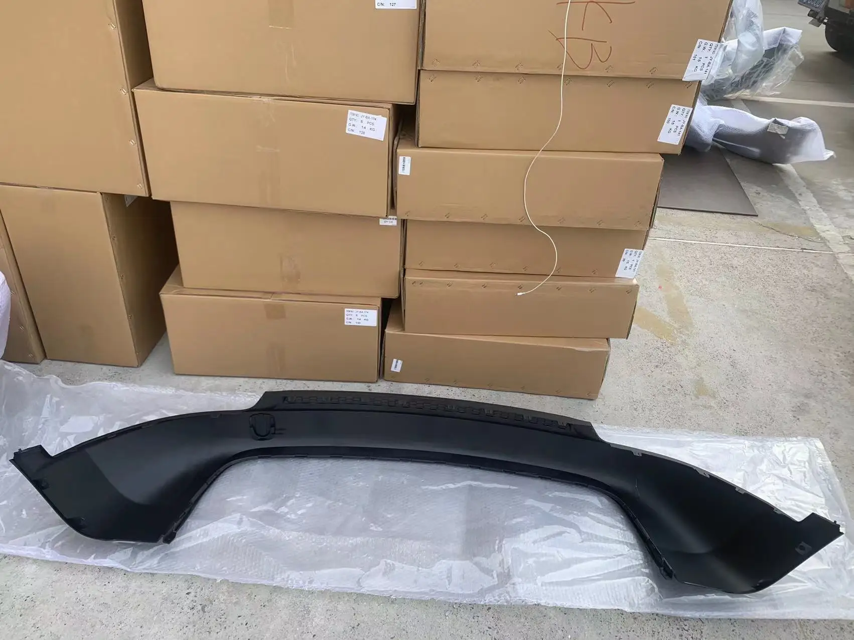 product high quality car rear lower bumper 53223492 53225874 rear upper bumper for jeep compass 2017 2018-10