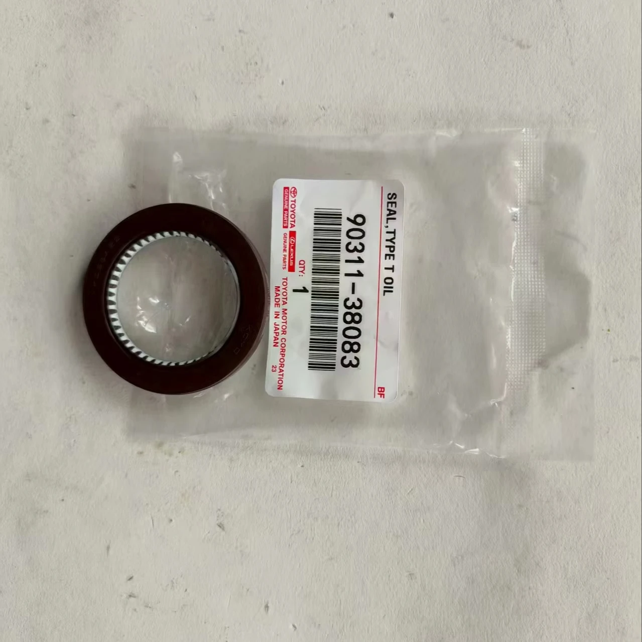 New Genuine 90311-38083 Front Oil Pump Oil Seal for 2003-2005
