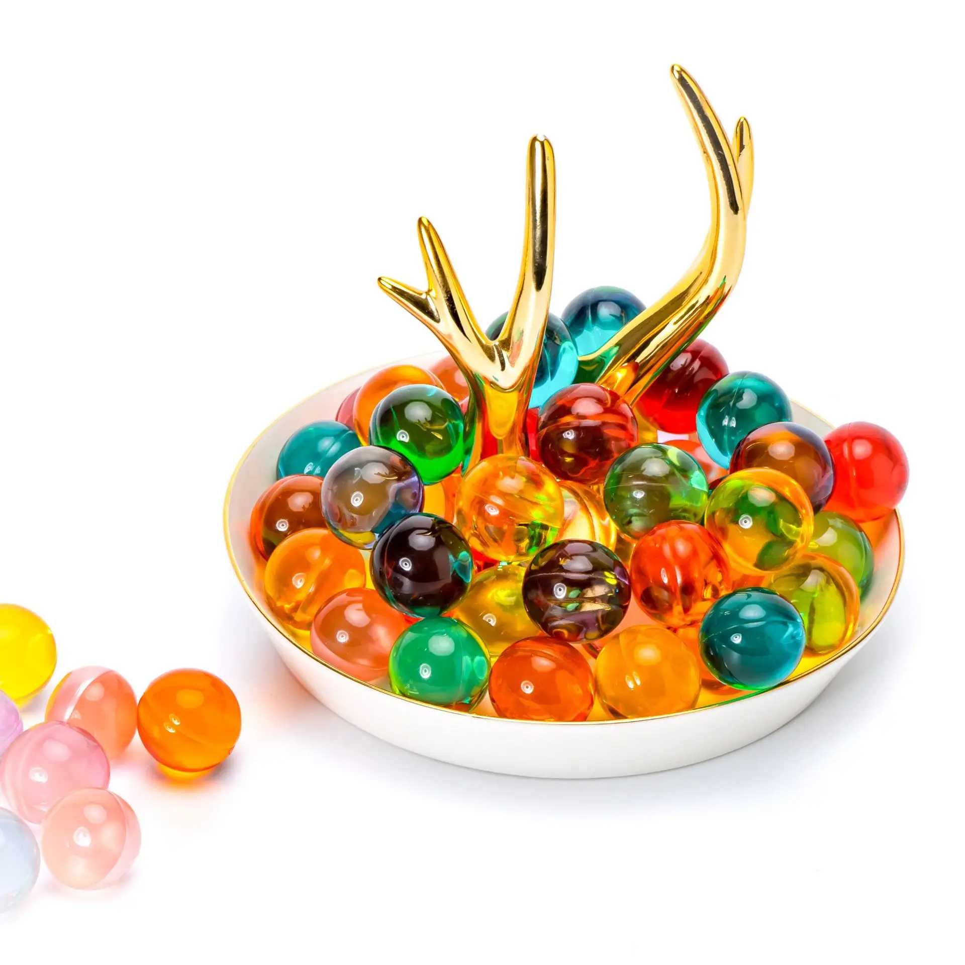 Небольшое количество приемлемы Круглые бусины для ванны в различных цветах с различными ароматами оптом