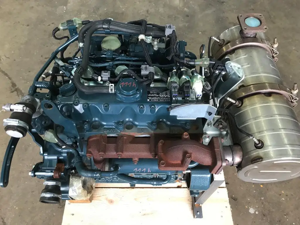 Diesel Engine Kubotas V2204 40HP 1pc 2197cc Used